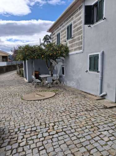 Moradia t2 em são brás, telões, amarante, porto