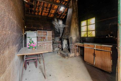 Moradia t2 no forcado, telões, amarante, porto