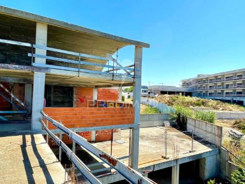 Moradia com vista mar em construção