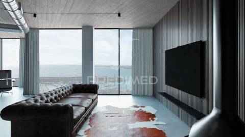 Moradia com vista mar em construção