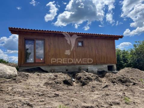 Duas moradias no empreendimento turístico no parque nacional da peneda-gerês