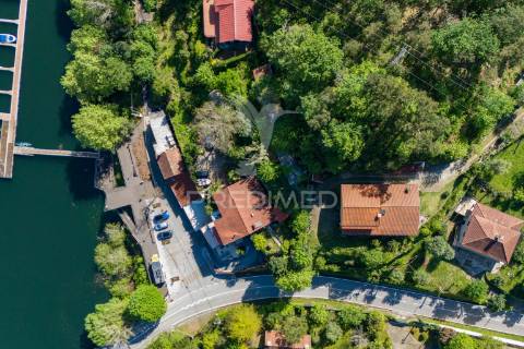 Moradia para restauro ventosa, vieira do minho, gerês braga