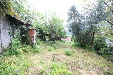 Moradia para restauro ventosa, vieira do minho, gerês braga