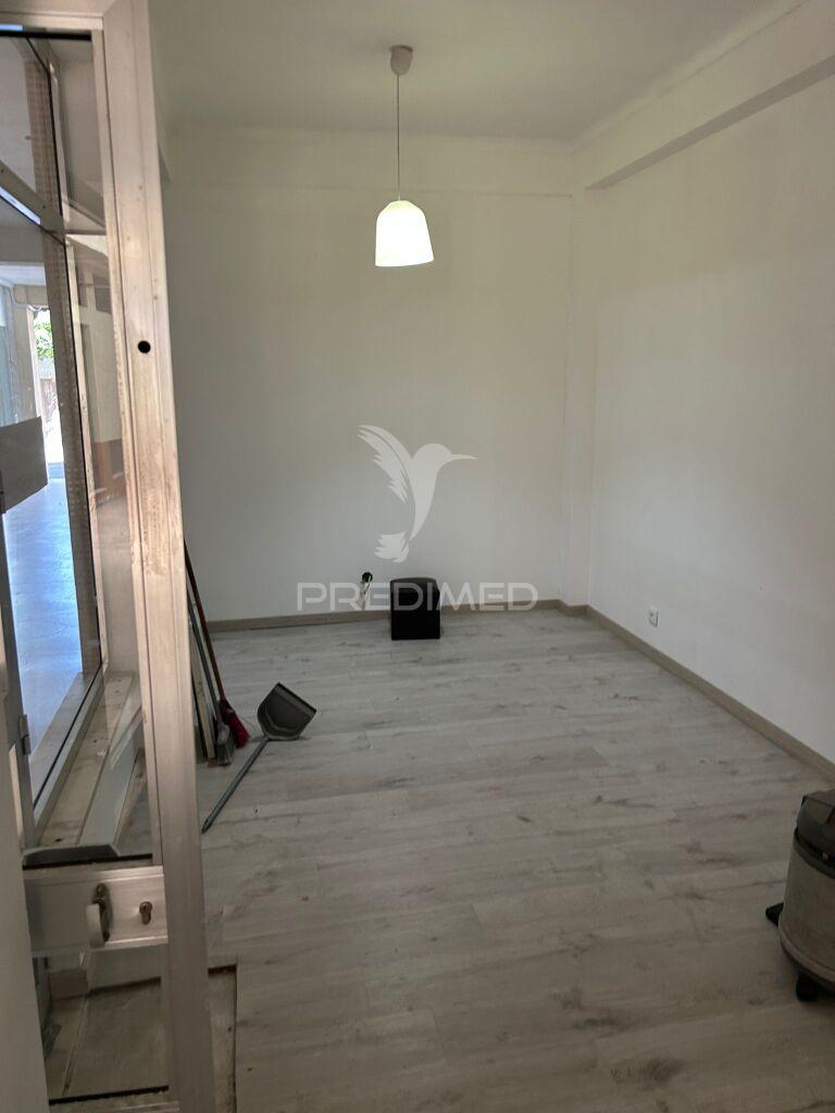 Loja para arrendamento em vagos – 78 m² | dois andares