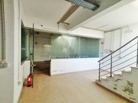 Espaço multiusos para serviços