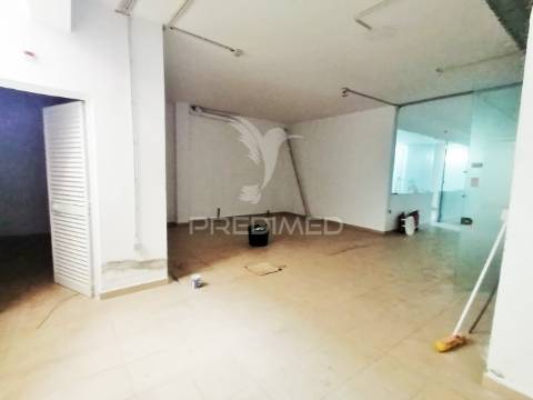 Espaço multiusos para serviços