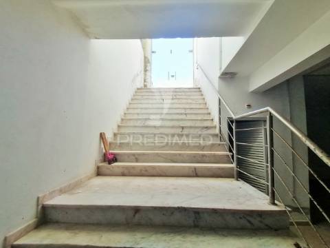 Espaço multiusos para serviços