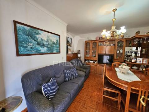 Moradia térrea t3 e lote urbano