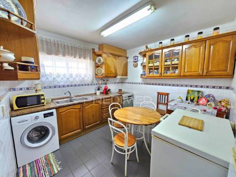 Moradia térrea t3 e lote urbano