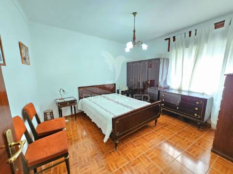 Moradia térrea t3 e lote urbano