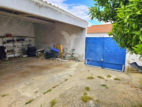 Moradia térrea t3 e lote urbano