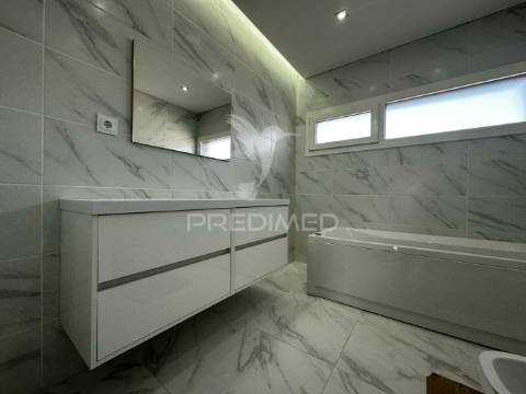 Moradia de luxo t4 com piscina elvas