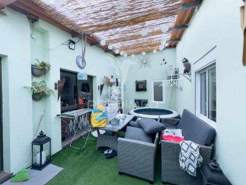 Moradia térrea t4 perto escolas e transportes públicos