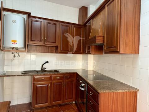 Apartamento t2 - mira de aire, porto de mós