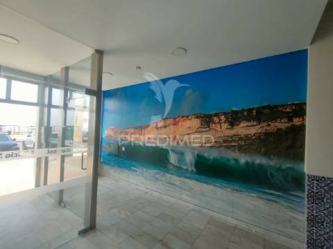 Apartamento t2 + 1 - nazaré (1ª linha de praia)