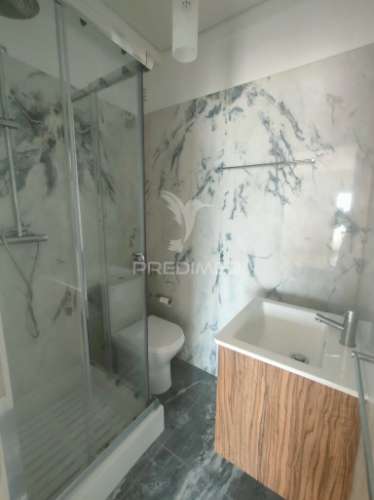 Apartamento t2 + 1 - nazaré (1ª linha de praia)