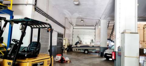 Armazem industrial na urb. industrial da passagem