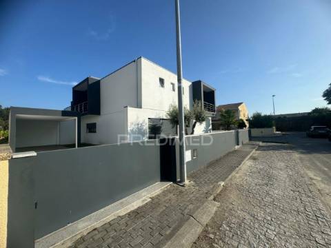 Moradia nova t3  em barco - guimarães