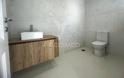 Moradia nova t3  em barco - guimarães