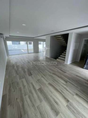 Moradia t4 com piscina - alcochete