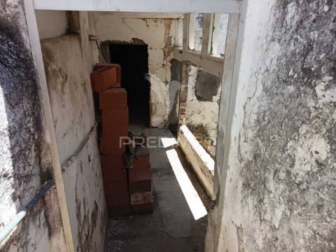 Oportunidade única no centro de campo maior – moradia para recuperação com grande potencial de negócio