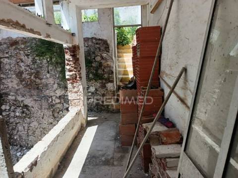 Oportunidade única no centro de campo maior – moradia para recuperação com grande potencial de negócio