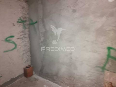 Oportunidade única no centro de campo maior – moradia para recuperação com grande potencial de negócio