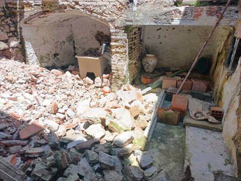 Oportunidade única no centro de campo maior – moradia para recuperação com grande potencial de negócio