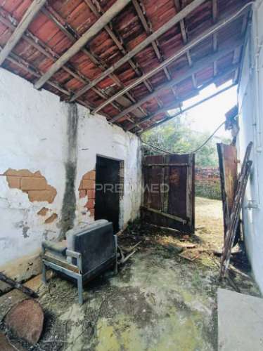 Moradia para recuperar.