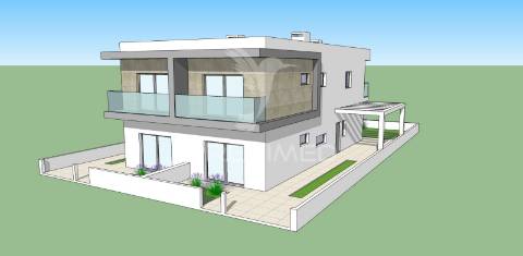 Moradia em construção t4 em fernão ferro