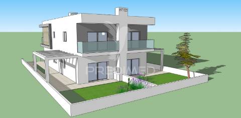 Moradia em construção t4 em fernão ferro