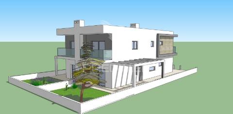 Moradia em construção t4 em fernão ferro