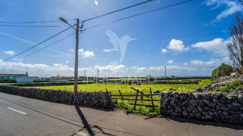 Terreno urbano para construção