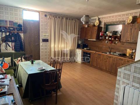 Infraestrutura equestre de excelência com potencial habitacional