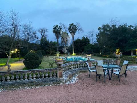 Palácio histórico com jardim botânico e instalações hípicas — elvas, portugal