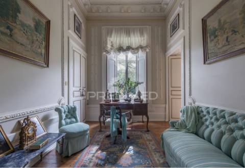 Palácio histórico com jardim botânico e instalações hípicas — elvas, portugal