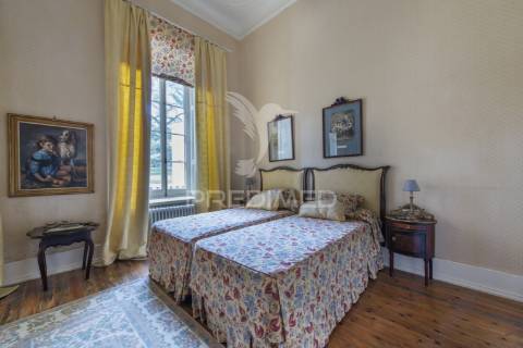 Palácio histórico com jardim botânico e instalações hípicas — elvas, portugal