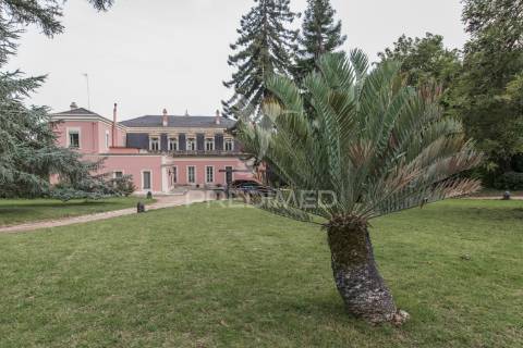 Palácio histórico com jardim botânico e instalações hípicas — elvas, portugal