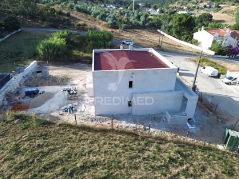 A tua nova casa está em alcanede – conforto, estilo e preço justo!