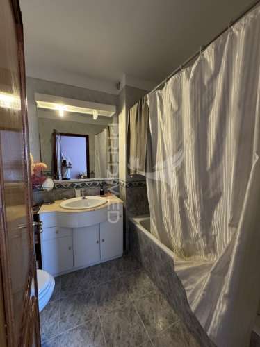 Apartamento t3 c/garagem e parqueamento