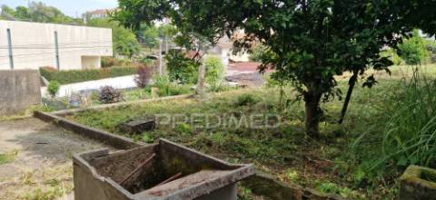 Moradia t2 para recuperação – oportunidade imperdível!