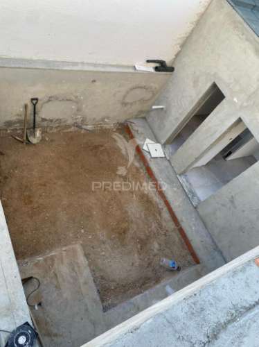 Moradia t2 + 1 - oportunidade da sua vida