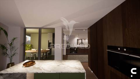 Moradia  em condominio fechado com piscina, junto  à praia