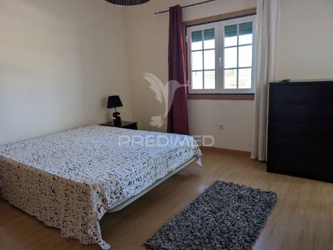 Moradia t3 em banda em alpiarça