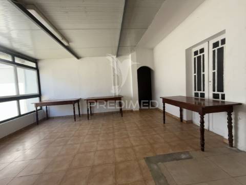 Moradia t5 na golegã – capital do cavalo!