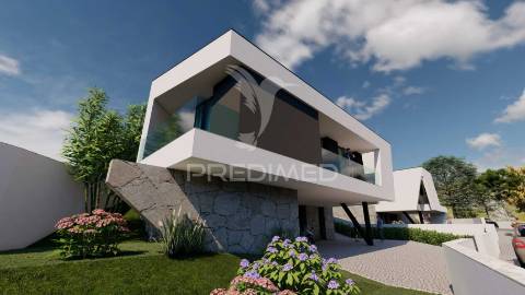 Moradia individual t3 nova - com piscina