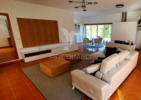 Moradias de luxo isoladas v4  com piscina e vista para o mar