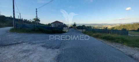 Terreno com 40 000m2. viabilidade de construção até 1 000m2. em sande são clemente, guimarães