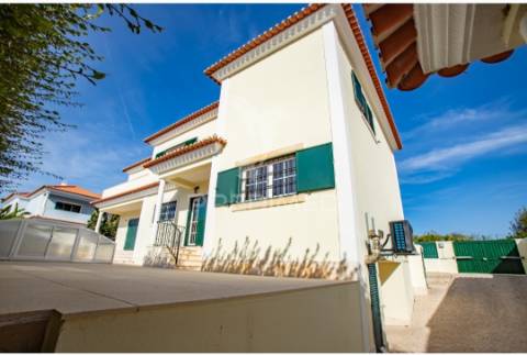 Moradia t5 areia-birre cascais