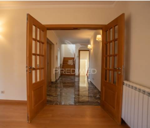 Moradia t5 areia-birre cascais